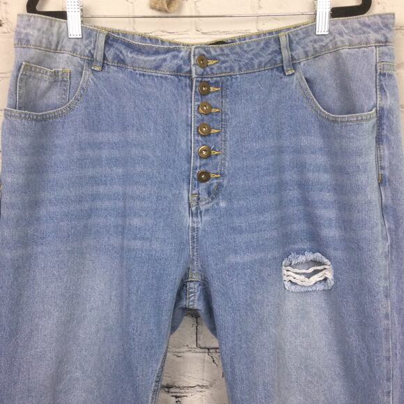 DT Jeans Women's Lightwash Distressed Button Fly High Rise Blue Jeans Size 2XL - Picture 2 of 14